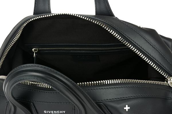Givenchy ジバンシィ スーパーコピー ナイチンゲール ミディアム スタッズ BB05097683001