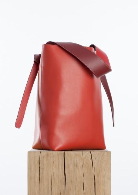 新色 セリーヌスーパーコピー CELINE☆16SS スモール ツイステッドカバ 赤×橙 7040511