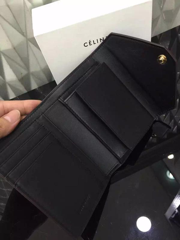 2015/16秋冬新作CELINE セリーヌスーパーコピー 超可愛ポケット付折り小財布