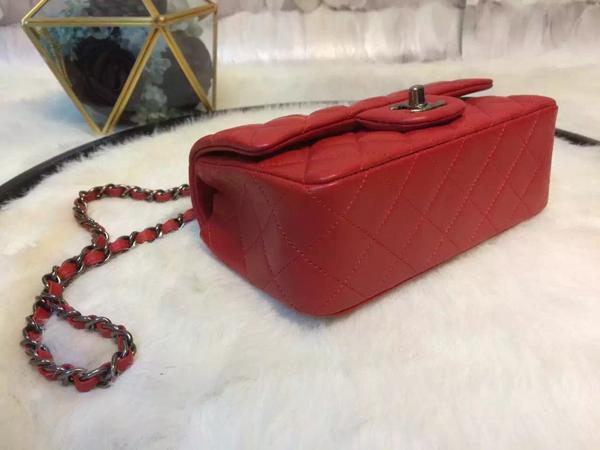新作 シャネルスーパーコピー セール１点大人気の赤【CHANEL】ラムスキン マトラッセ バッグ
