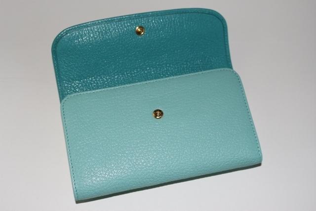 MiuMiuスーパーコピー 小リボン付き♪３つ折 がま口財布♪マドラスバイカラー　5M1120/5ME120 