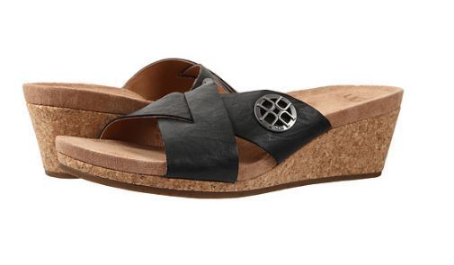 UGG スーパーコピー Lyra ３色 軽量 ウェッジサンダル 7072111