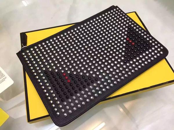 Safari掲載 2015新作 FENDI フェンディコピー バッグバグズクラッチバッグ