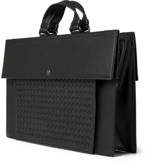 【正統派】国内発送BOTTEGA VENETA スーパーコピー ブラックレザーブリーフケース 7101026
