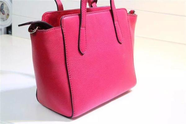 2015☆GUCCI☆グッチスーパーコピー ミニ レザー トップハンドルバッグ ローズ 368827 CAO0G 5535