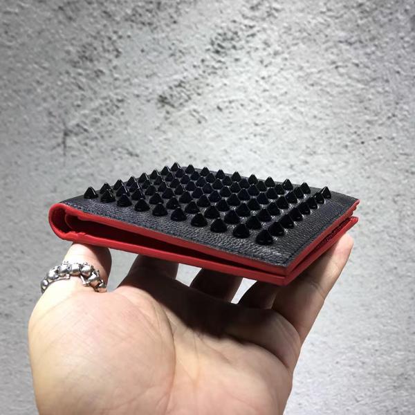 17AW新作 クリスチャン ルブタン コピー Christian Louboutin ☆Panettone Square Wallet 2つ折財布 Empire 7040104