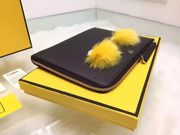 2015新作 FENDI フェンディコピー キュートなモンスター クラッチバッグ ブラック