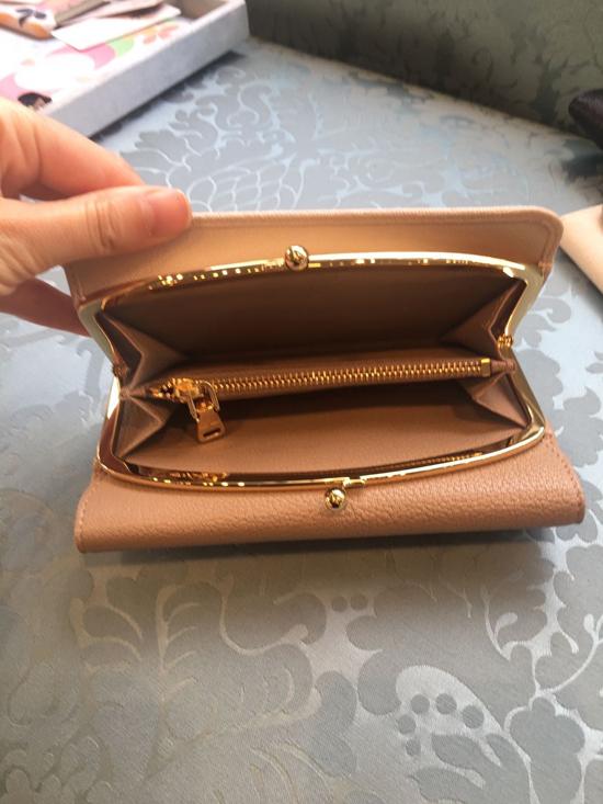 【SALE】Miumiu スーパーコピー♪マドラスリボン折りたたみがま口財布☆7091501