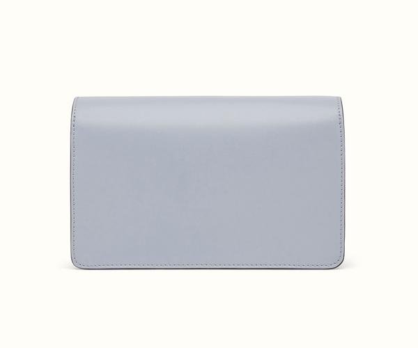 2017新作★FENDI フェンディスーパーコピー●スタッズ●チェーン付長財布 8M0346SF9F07ML