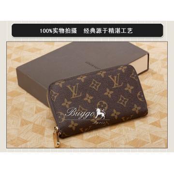 ルイヴィトン ジッピー・コンパクト ウォレット モノグラム M40499