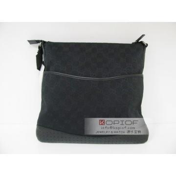 日本グッチ スーパーコピー GUCCI ワンショルダーバッグ キャンバス 145857 FAFNR 1000