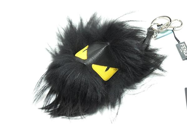 フェンディスーパーコピー FENDI モンスターチャーム キーホルダー 黒 BAG BUGS フェンディ RN146779 