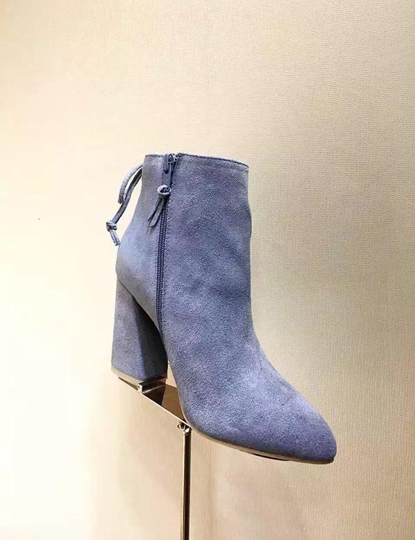 16AW スチュアート ワイツマン スーパーコピー(Stuart Weitzman) セレブ愛用☆Platglove Shorty アンクルブーツ 16090705