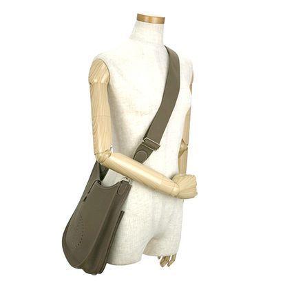 大人気 ☆HERMES☆ EVELYNE III PM ショルダーバッグ♪
