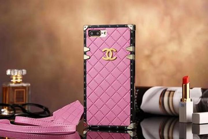 Chanel 耐衝撃 シャネル アイフォン7 カバー iphone8plus ハードカバー ネックストラップ付き IPHONE8 革製 7101217