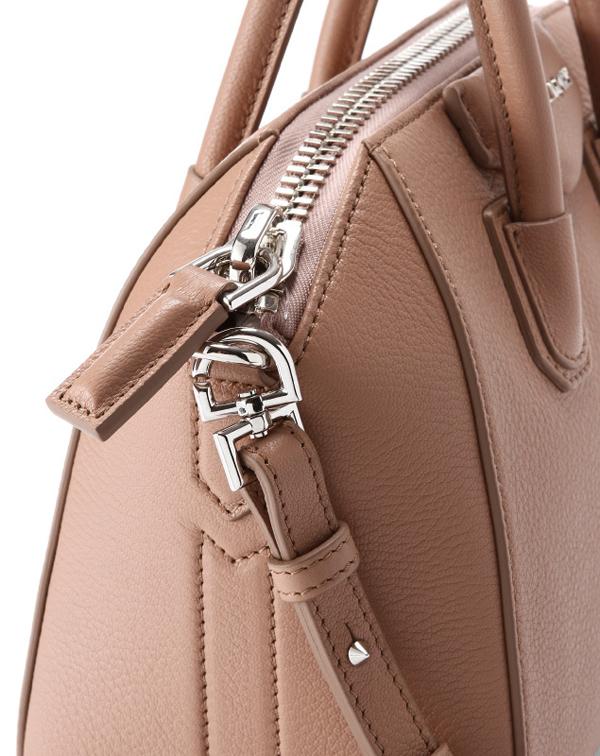 GIVENCHY(ジバンシィ スーパーコピー)ショルダー付 ハンドバッグ ミニ ANTIGONA BB05114012 656