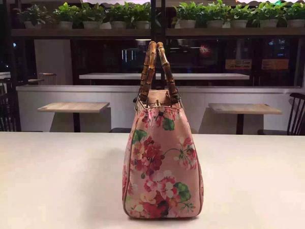 ★2016新作ブルームス★グッチ スーパーコピー レザートートバッグ 323660CWB1N 5770