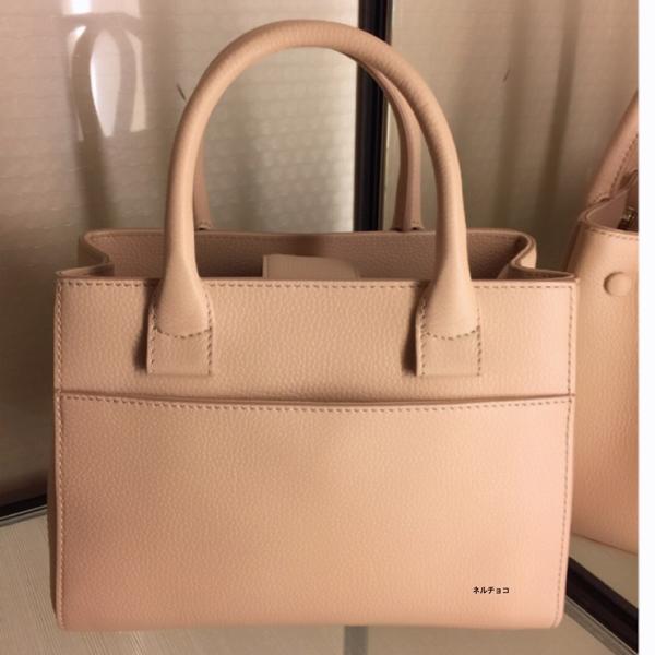 《新作限定早い者勝ち》2017クルーズ新作 CHANEL シャネルスーパーコピー ネオエグゼクティブトートバッグ　ミニ　グレインカーフスキン ライトベージュ 7052928