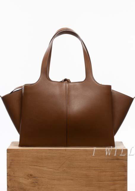 CELINE セリーヌコピー★サエコさん愛用ブランド！Havana medium tri-fold bag 178883ARL.19TO