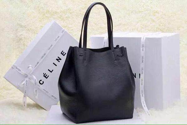 大人気 CELINE セリーヌスーパーコピー Cabas Phantom Sサイズ (Black) 176023TNI.38NO 