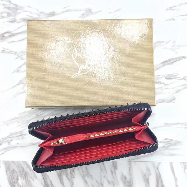 新作 クリスチャンルブタン コピー Christian Louboutinスタッズ長財布 マーブル 7041205