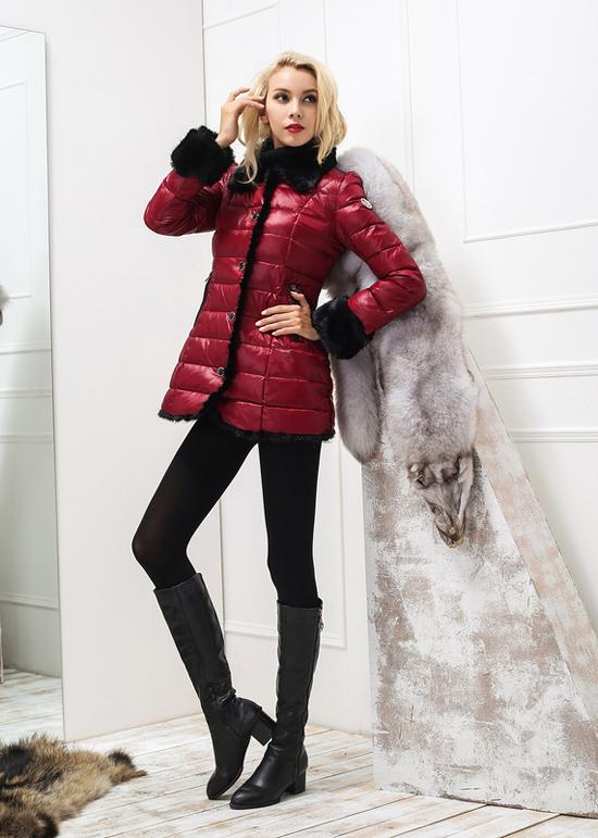 大人気2015新作 MONCLER モンクレール ダウン コピー レディースダウンジャケット3034
