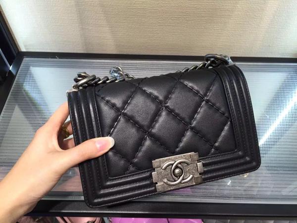 16AW シャネルスーパーコピー 新作大人気ボーイバック【CHANEL】スモールフラップ