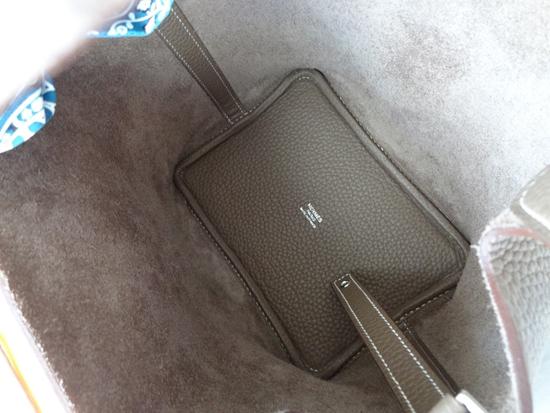 HERMES コピー可愛いピコタンロックPM★大人気カラーエトープ★即発