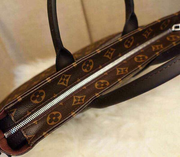 LOUIS VUITTON モノグラム・マカサー-バッグ 7 DW M61288