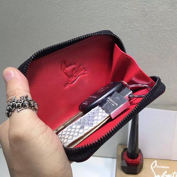 【SS16新作】ルブタンスーパーコピー Christian Louboutin欲しかった ルブタンPanettoneスタッズコインケース 6053004