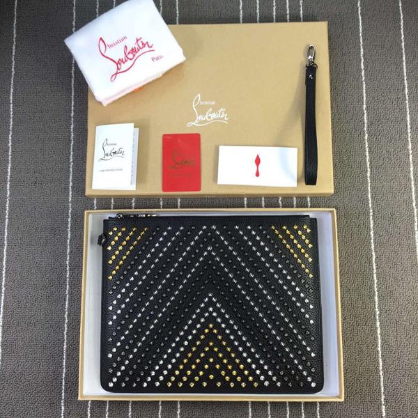 大人気 クリスチャンルブタン コピー Christian Louboutin ピーターポーチ クラッチバッグ7042602