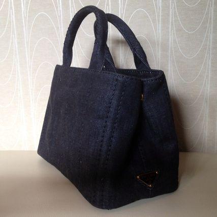 国内即発 プラダ カナパ コピー DENIM バッグ Sサイズ NERO ストラップ付き B2439G