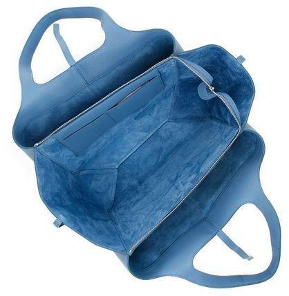 2017最新作 CELINE セリーヌコピー トライフォールド ミディアム 178883AIK.05WB 