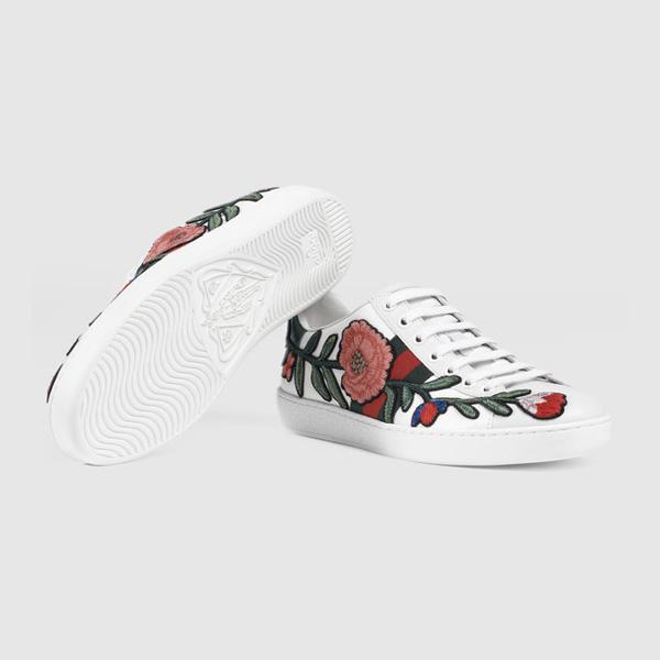 GUCCI【2017新作】グッチスーパーコピー 大人可愛い*フローラルデザイン☆人気スニーカー♪431917 A38G0 9064
