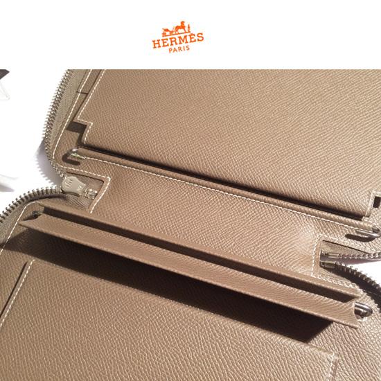 HERMES エルメススーパーコピー 激レア iPad mini グローブトロッター手帳 E-Zip Etoupe 7063002