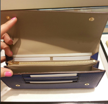 最新 Celine セリーヌスーパーコピーバイカラー☆中がイエロー☆フラップ☆セリーヌ☆CELINE 101673