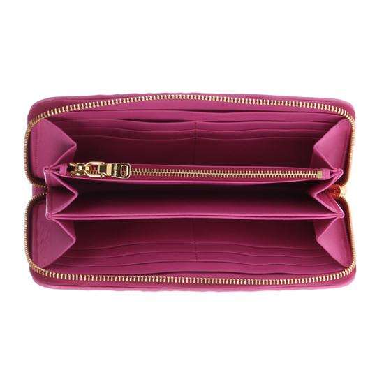 MiuMiu スーパーコピー マテラッセ ナッパレザー アラウンドジッパーウォレット 5ML506