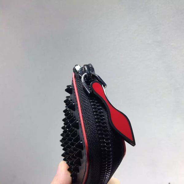 【SS16新作】ルブタンスーパーコピー Christian Louboutin欲しかった ルブタンPanettoneスタッズコインケース 6053004