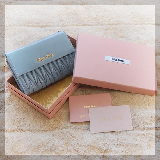 MiuMiu スーパーコピー ギフトOK☆可愛いマトラッセ折財布☆5M1225☆CIPRIA