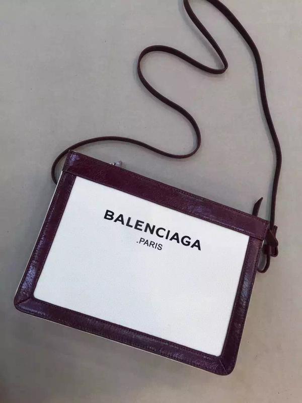 BALENCIAGA バレンシアガスーパーコピー 2015新作 紗栄子ちゃん愛用 ポシェットEXミニ