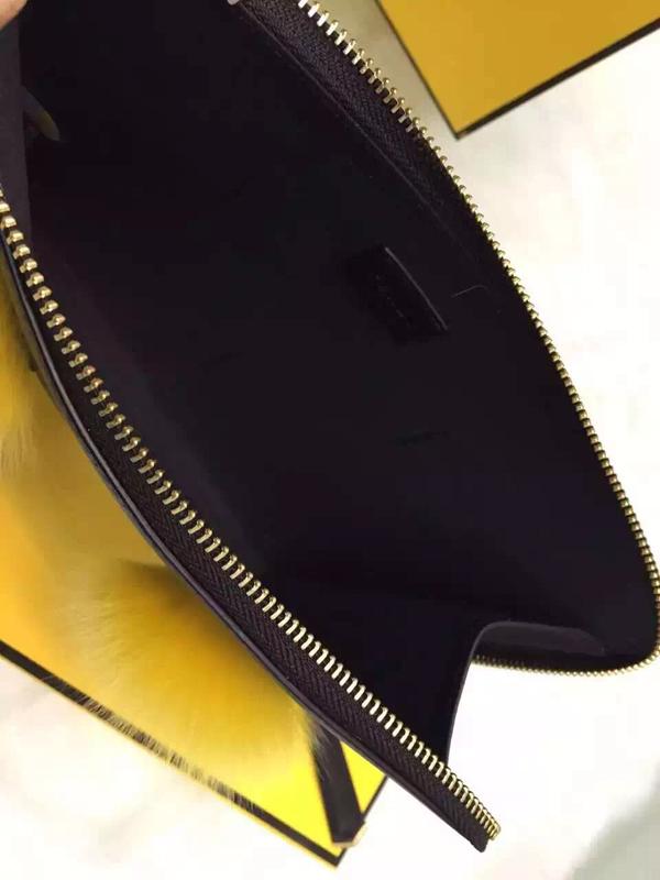 2015新作 FENDI フェンディコピー キュートなモンスター クラッチバッグ ブラック
