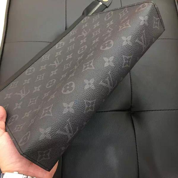 LOUIS VUITTON ルイヴィトン スーパーコピー モノグラムエクリプス クラッチバッグ M61692