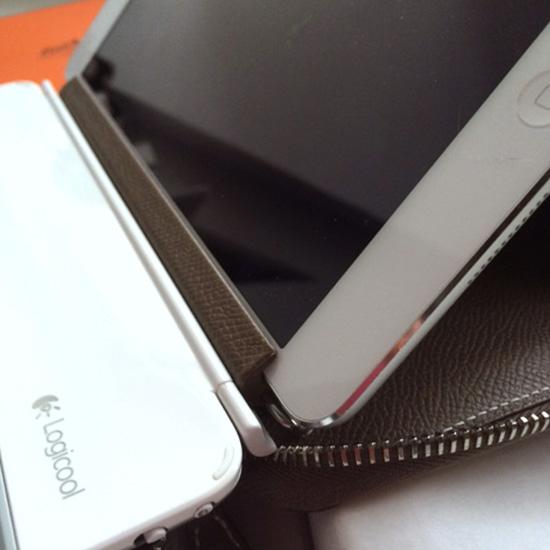 HERMES エルメススーパーコピー 激レア iPad mini グローブトロッター手帳 E-Zip Etoupe 7063002