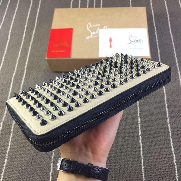 クリスチャンルブタン コピー Christian Louboutin メンズの16FWの最新作! 長財布 Panettone/スパイク付 7041208