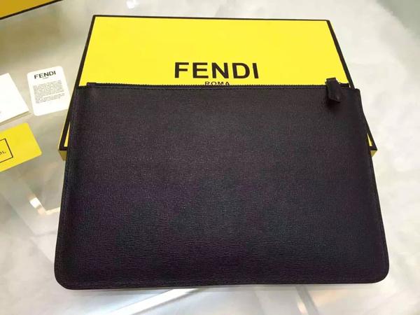 SENSE掲載 新作 FENDI フェンディコピー バッグバグズスタッズクラッチ