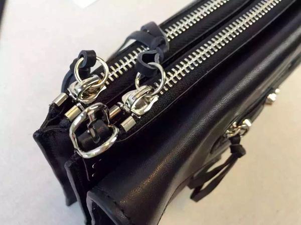 2015新作 BALENCIAGA バレンシアガスーパーコピー ブラックレザー クラッチバッグ