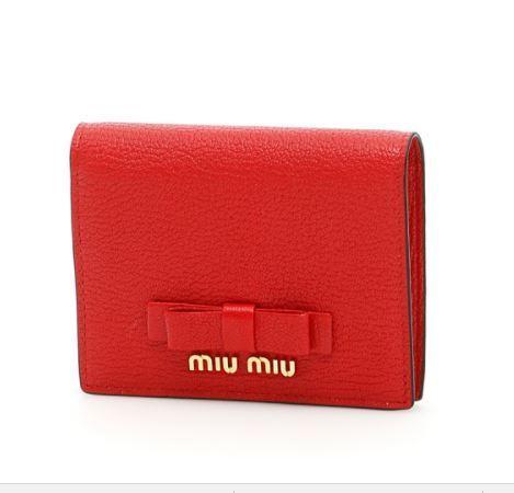 関税送料込!★MiuMiu スーパーコピー マドラス★人気コンパクト 二つ折り財布 7091503