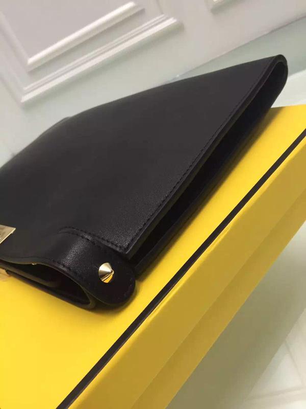 2016新作PEEKABOO FENDI フェンディコピー クラッチ 8BP1025AWF0653