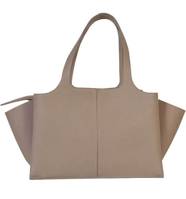 CELINE セリーヌスーパーコピー Tri Fold トライフォールド ミディアム ライトト―プ 7080703