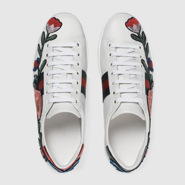 GUCCI【2017新作】グッチスーパーコピー 大人可愛い*フローラルデザイン☆人気スニーカー♪431917 A38G0 9064